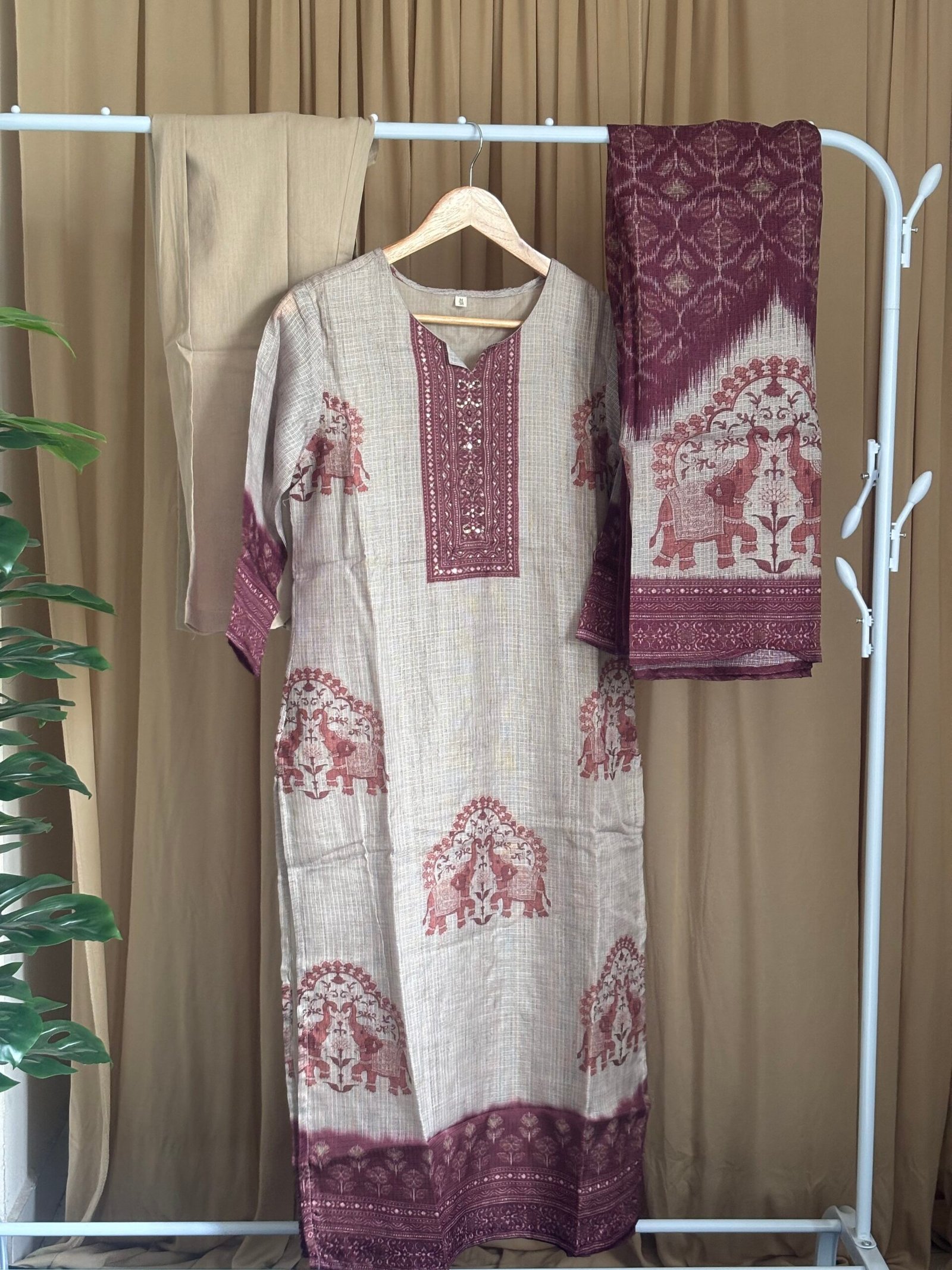 Elegant Ethnic Charm in Kota Checks - Image 2
